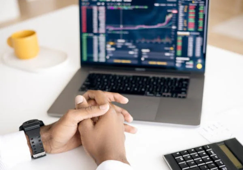 FinTech App: Simplified Workflows for Better Retention